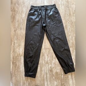 Women's Black Skinny Jeans